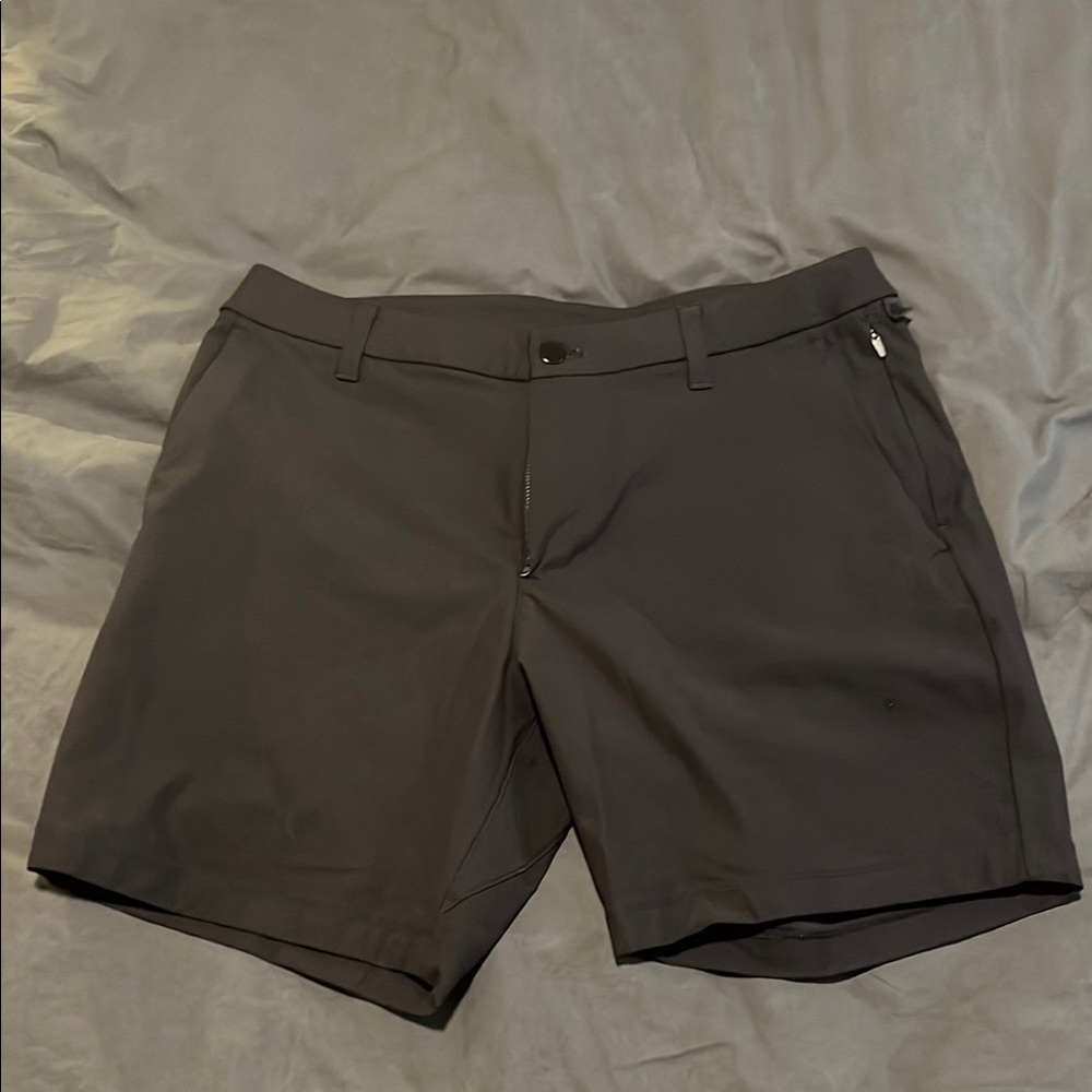 Lululemon Commission 7in Black Casual Shorts